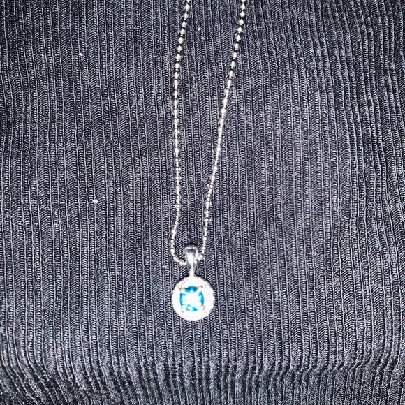 Beautiful blue diamond necklace, natural stone - Picture 5 of 9